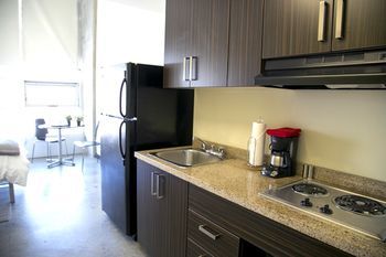 Sait Hotel Calgary Bagian luar foto