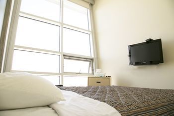 Sait Hotel Calgary Bagian luar foto